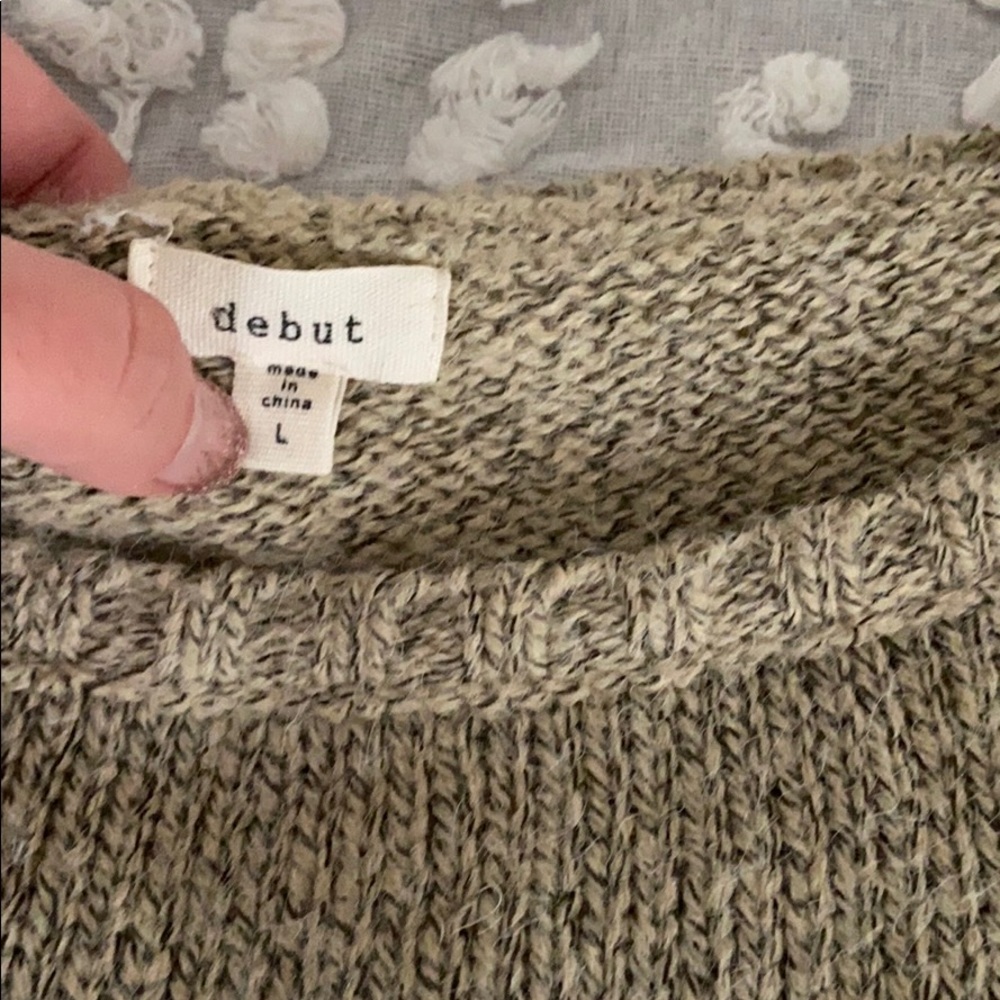 Sweater - Picture 2 of 3